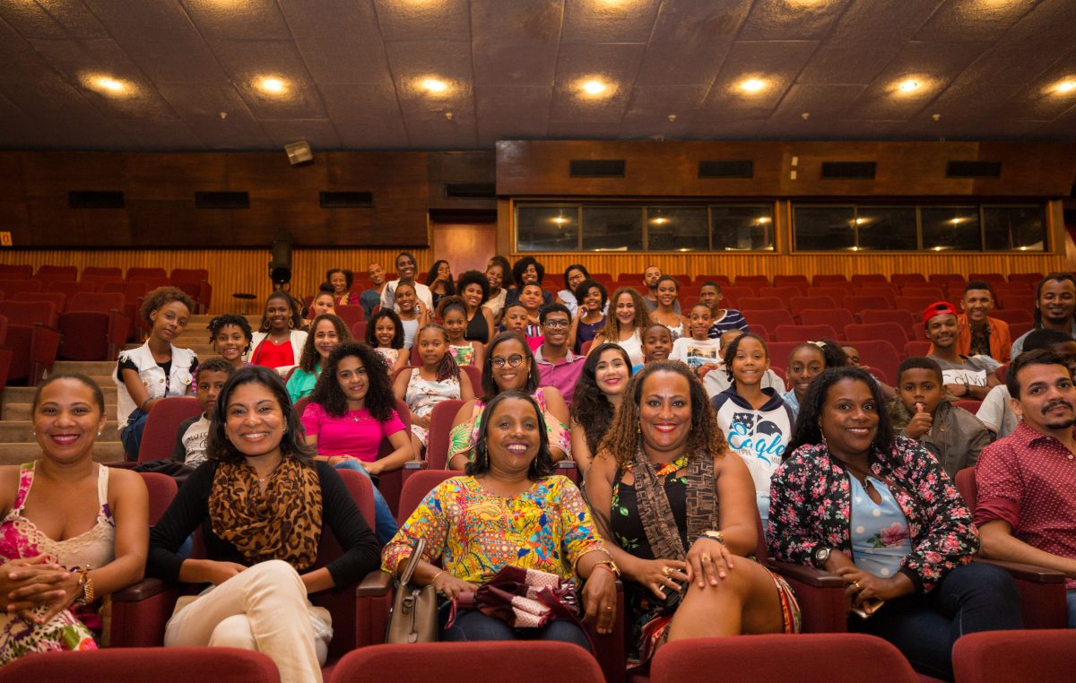 Uma noite inesquecível para estudantes da rede municipal de ensino