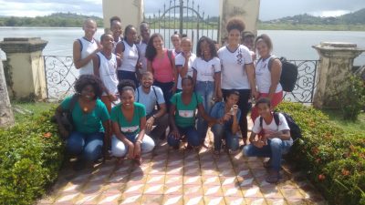 Estudantes franciscanos participam de aula de campo no aterro sanitário Hera Ambiental e na Ilha de Cajaíba
