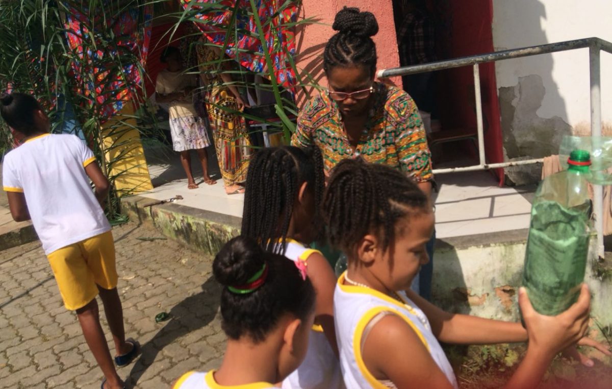 Horta Escolar é cultivada na Escola Municipal Antonina Olímpia Pessoa da Silva
