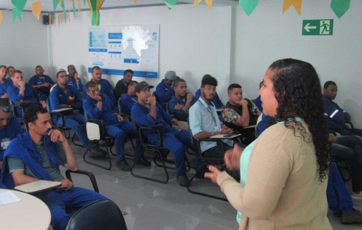 Importância e formas conscientes de uso da água foi tema de palestra da SEMAP na Brasilgás