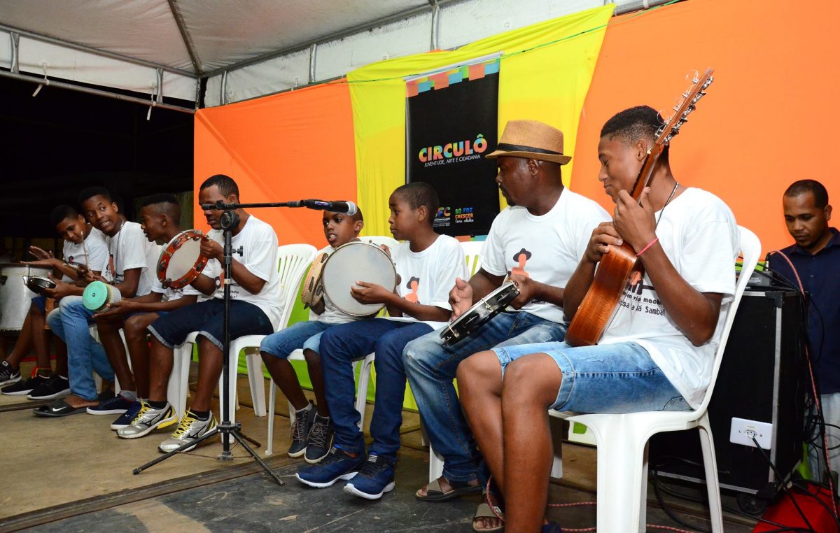 Muita música, poesia, dança, teatro e emoção marcaram a III edição do Sarau Circulô realizado em São Bento