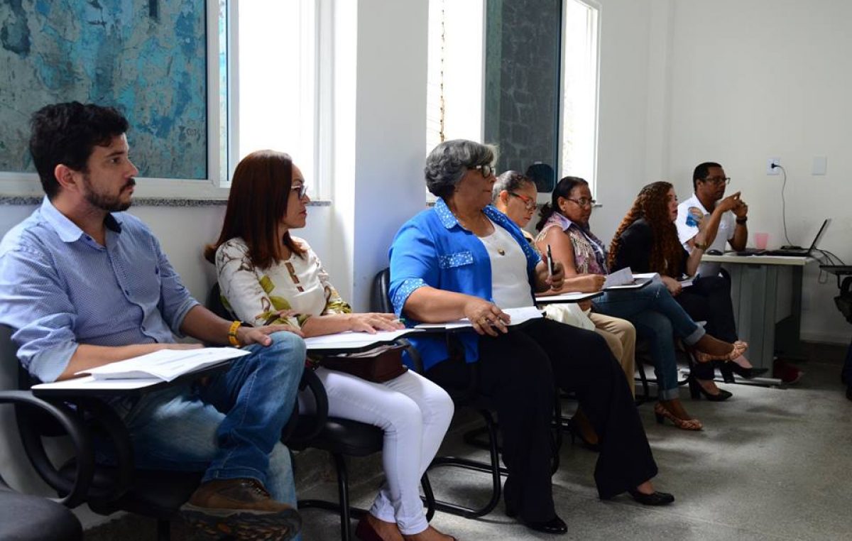 Implantação do Conselho Municipal de Desenvolvimento Econômico foi pauta de encontro promovido pela SEDEC