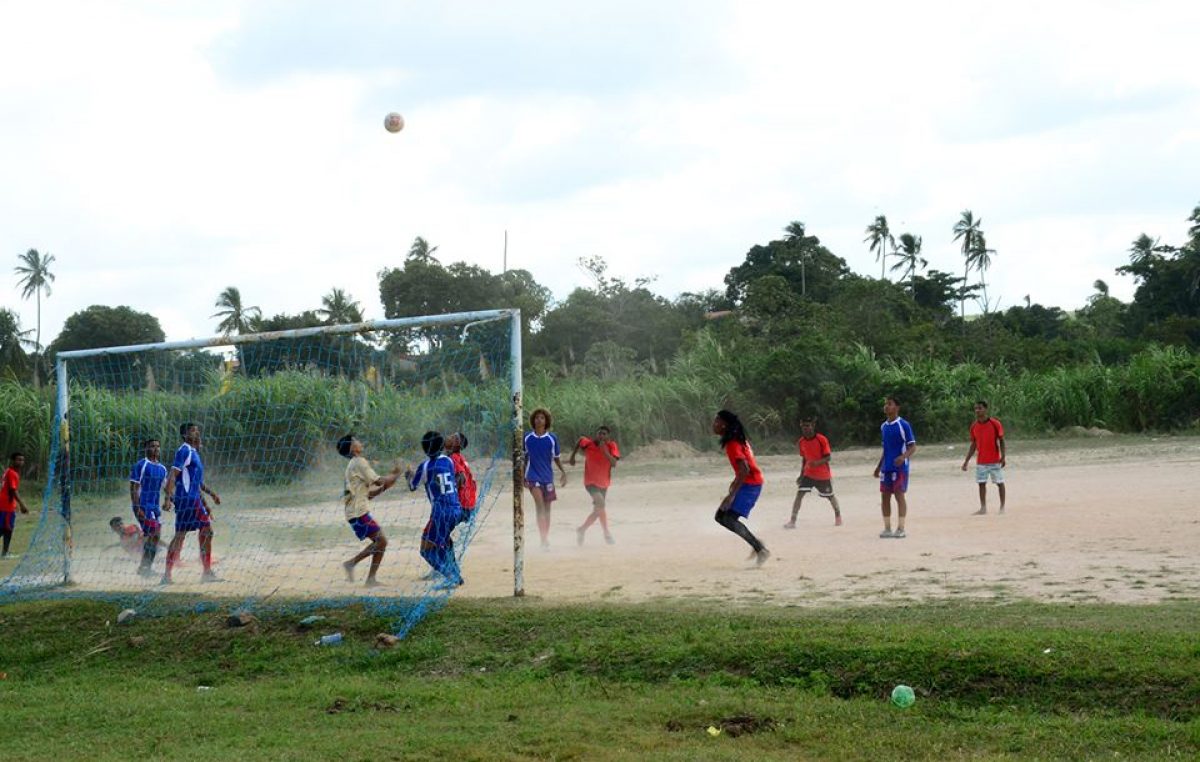 Campeonato de Futebol marca as comemorações do Dia do Estudante, no bairro do Caípe 