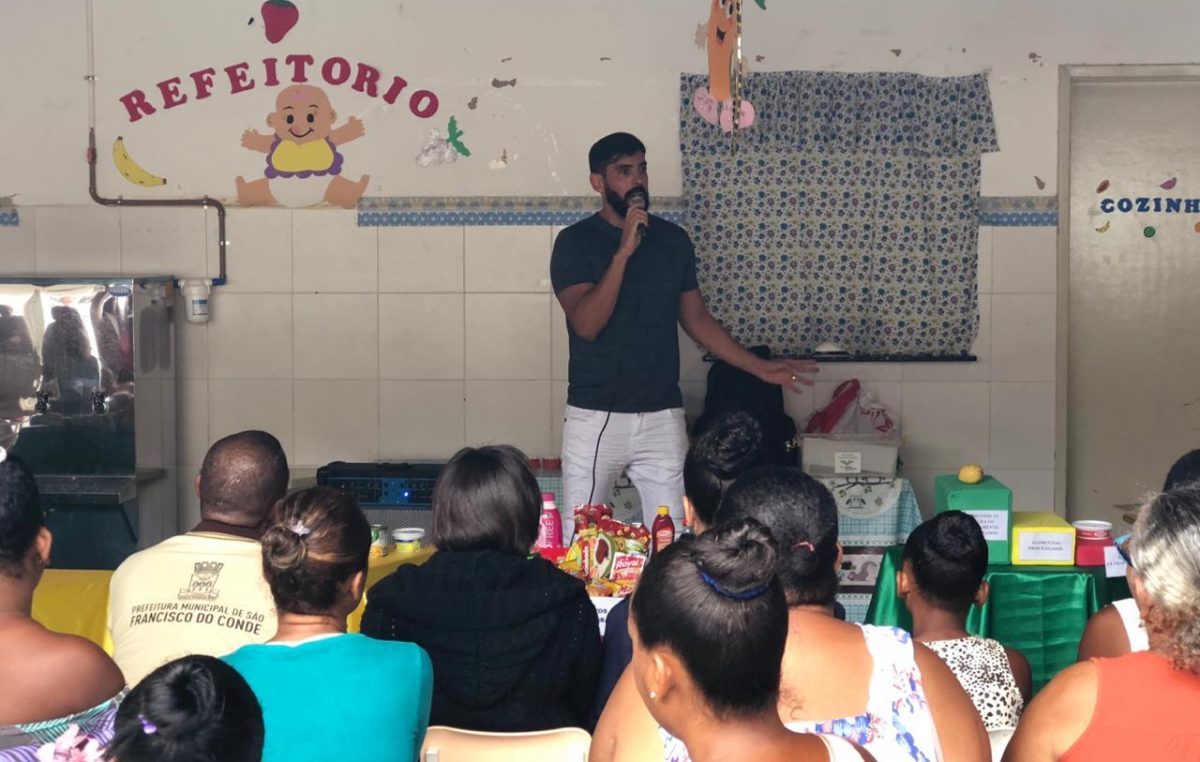 Saúde e Educação promoveram atividade na Creche Isidória Borges para os pais dos alunos
