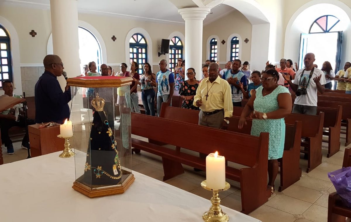 Dia de Nossa Senhora Aparecida é celebrado em São Francisco do Conde