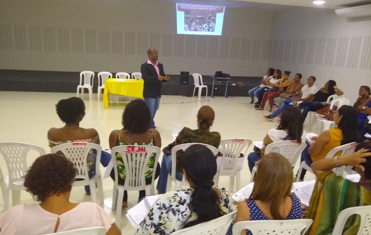 Gestores da rede municipal de ensino participam de workshop sobre Gerenciamento de Conflitos