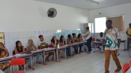 SDHCJ: Jovens que participaram do Curso Básico de Inglês serão certificados no dia 16 de novembro