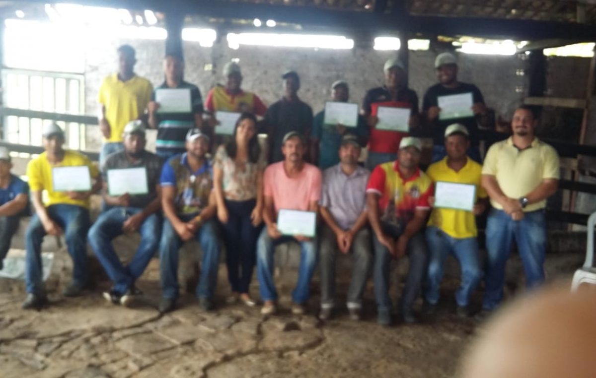 Criadores do município passaram por Curso de Doma de Cavalos