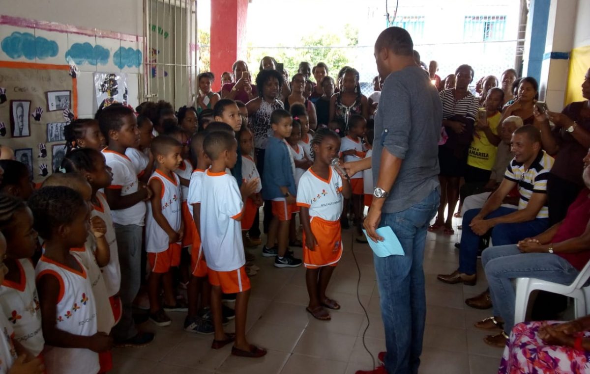 Historiando com mestres e patronos escolares é mais uma ação da SEDUC desenvolvida nas unidades escolares da Rede Municipal de Ensino
