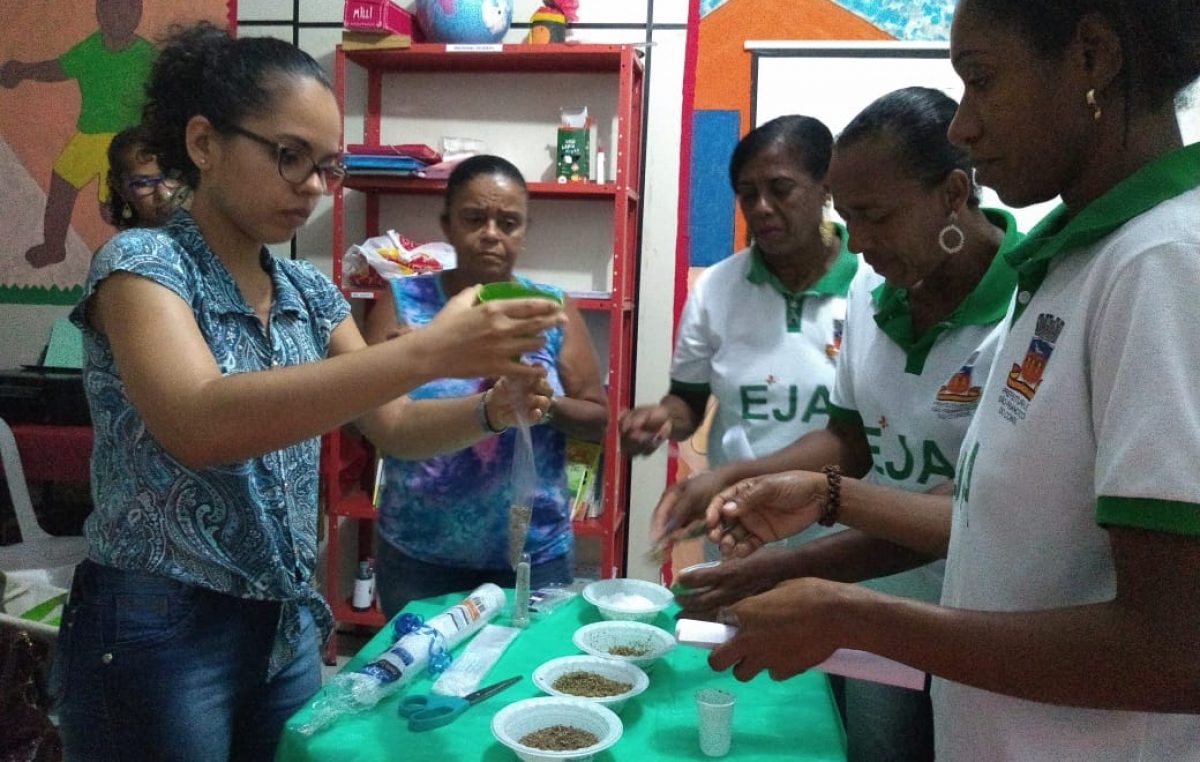 SEDUC realiza ação de Educação Alimentar e Nutricional com os alunos da EJA