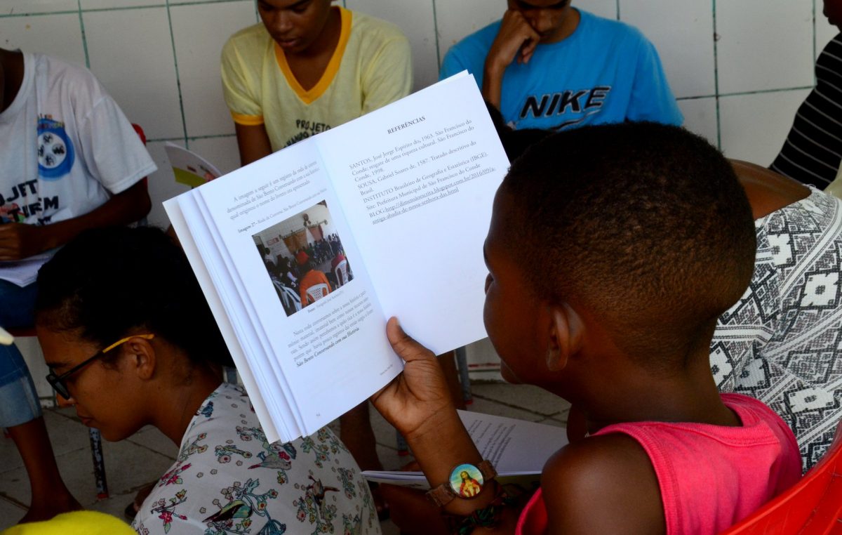 Emoção e reconhecimento marcam o lançamento do livro “São Bento – Conversando com sua História, do Projeto “Trilhando na Cultura”