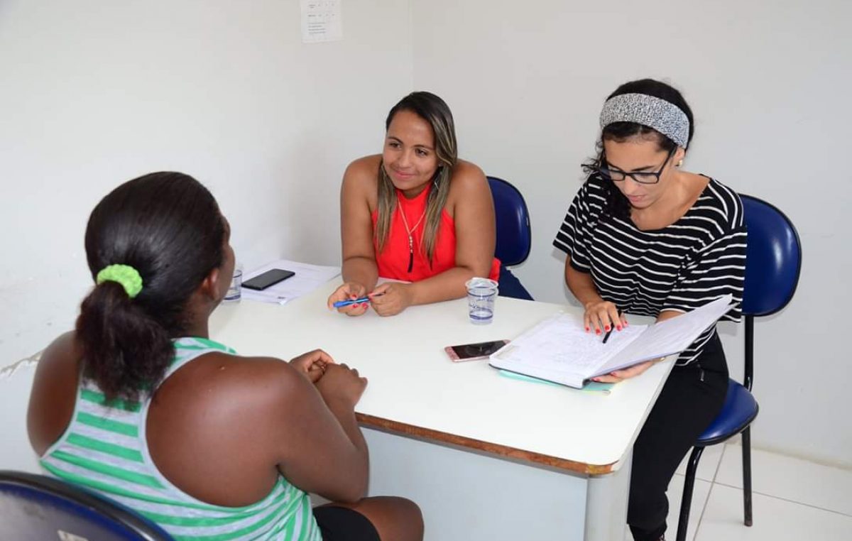 Moradores do Monte Recôncavo receberam o Projeto CRAS Itinerante nesta quinta-feira (14)