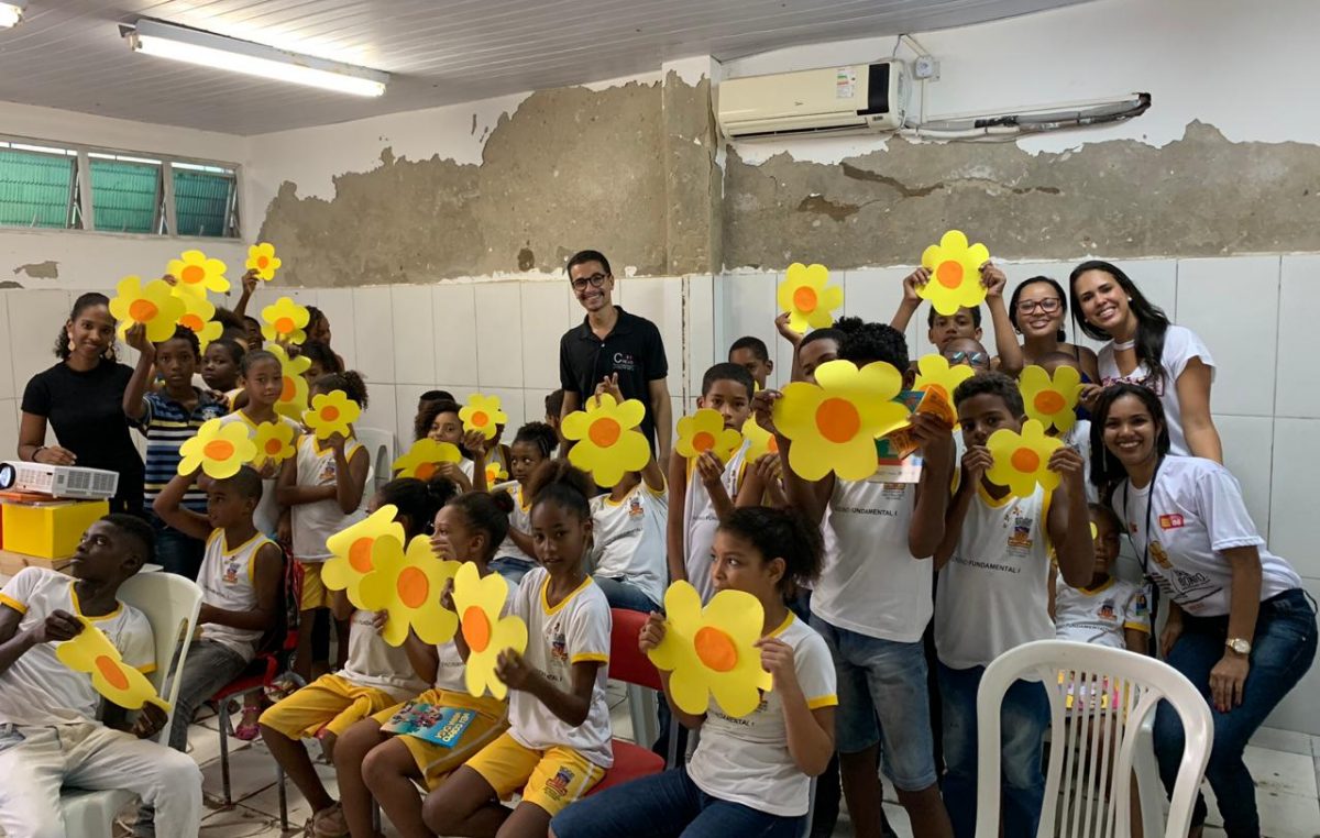 CREAS realiza mobilização contra o abuso e exploração sexual de crianças e adolescentes nas escolas do município