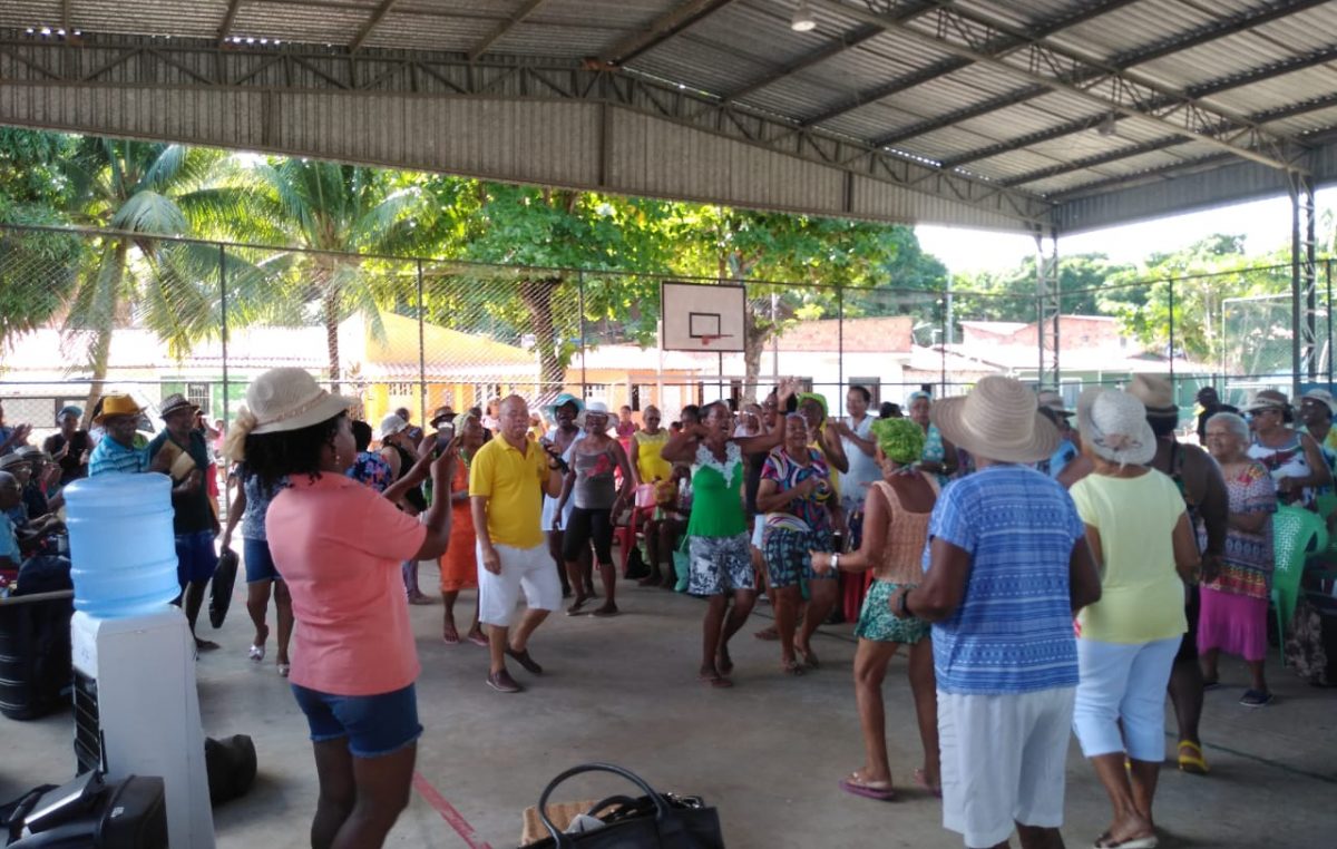 130 idosos participaram de atividade de lazer em Santo Estevão