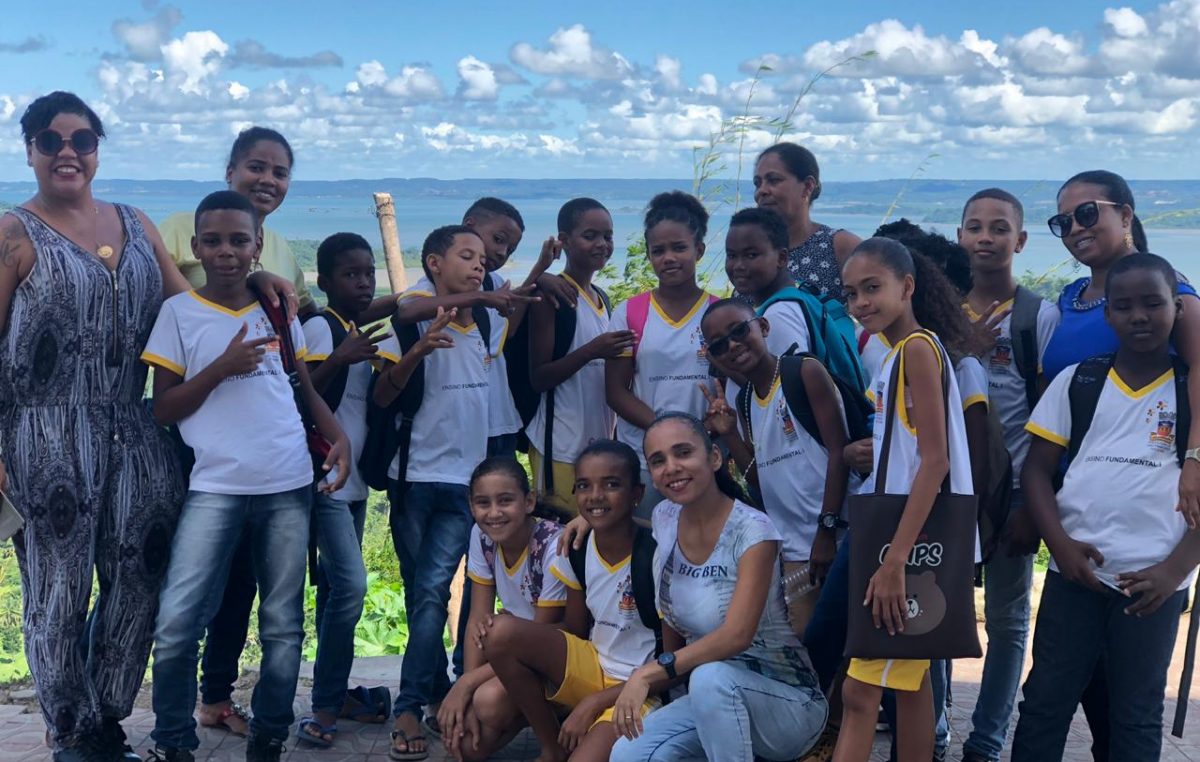 Comunidade escolar mobilizada em torno do Ensaio Aberto Voartear