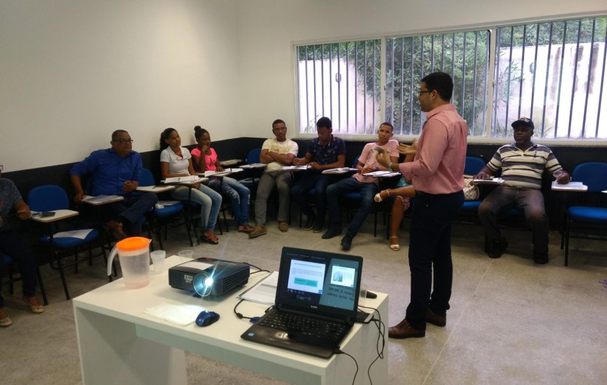 SEDEC promoveu oficina para microempreendedores do município