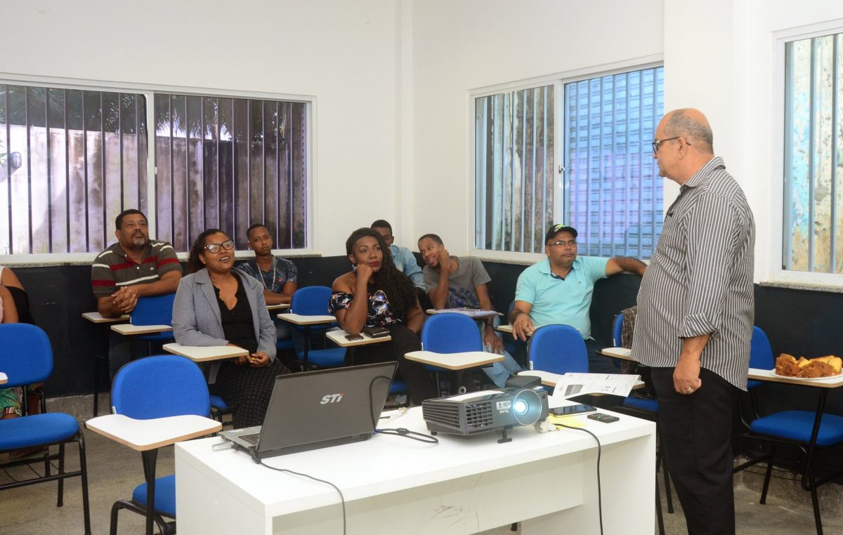 Palestra voltada para a capacitação e qualificação dos franciscanos aconteceu nesta terça-feira (23)