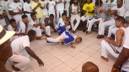 Associação de Capoeira Africanos do Recôncavo realizou batizado com dezenas de jovens franciscanos
