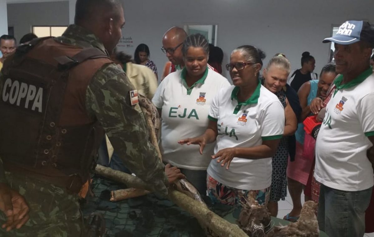 Companhia de Polícia de Proteção Ambiental do Estado da Bahia participa de visita guiada à Sala Verde da SEDUC
