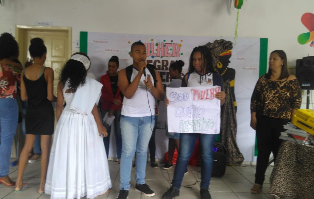 Dia Internacional da Mulher Afro-Latina, Americana e Caribenha inspirou reflexões na Escola Municipal Joaquim Alves Cruz Rios