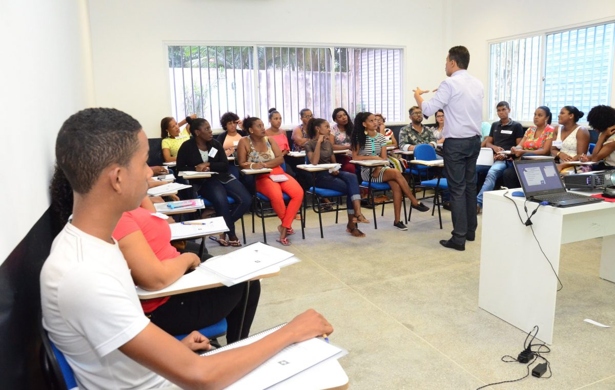 Palestras e oficinas realizadas pela SEDEC têm beneficiado a população franciscana