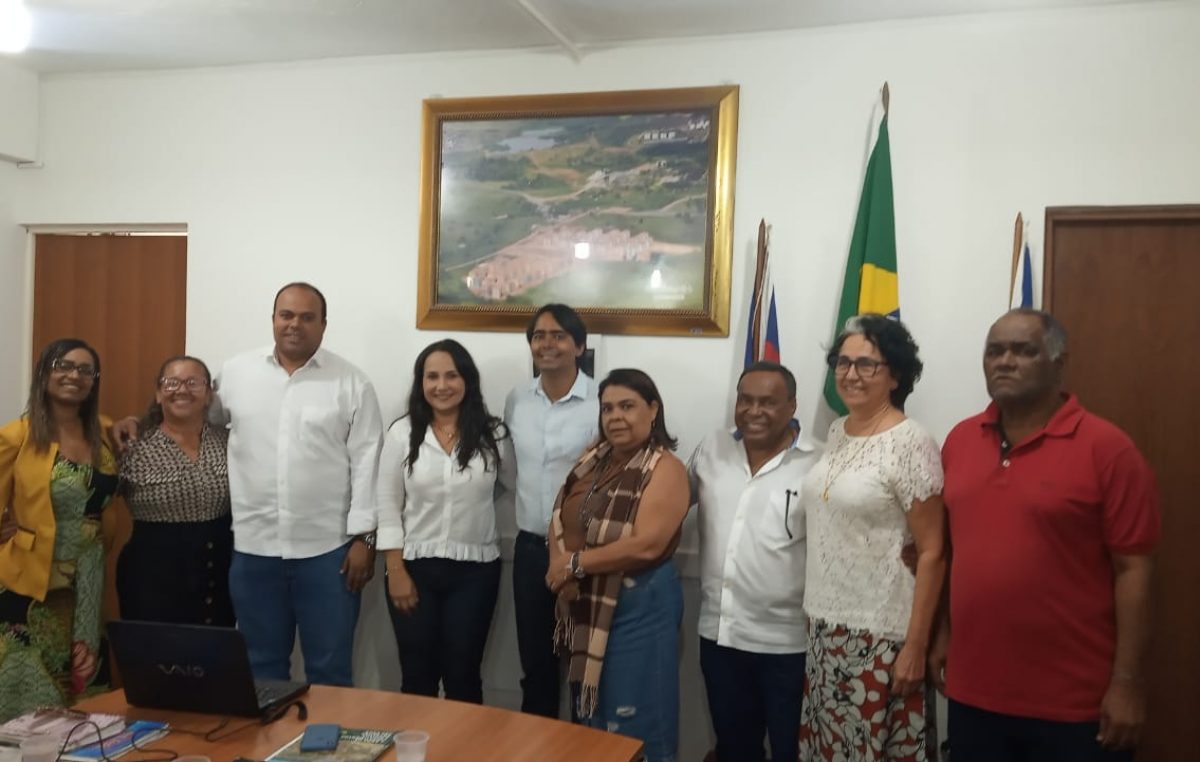 Consórcio Público Interfederativo de Saúde Baía de Todos os Santos, que fará a administração da Policlínica, se reuniu na sexta-feira (16)