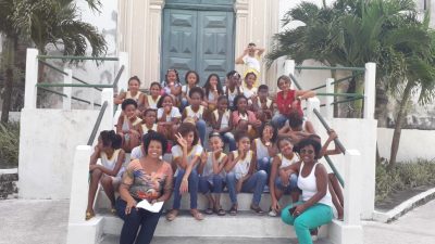 Projeto de estudante da UNILAB leva alunos da Rede Municipal de Ensino a pontos turísticos do município
