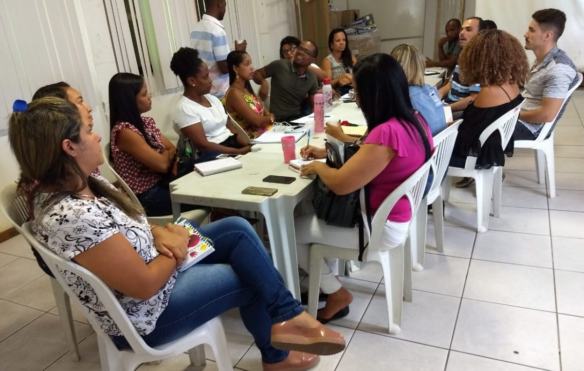 Encontro discutiu, através de uma rede intersetorial, a implantação de um projeto piloto para os alunos no Caípe