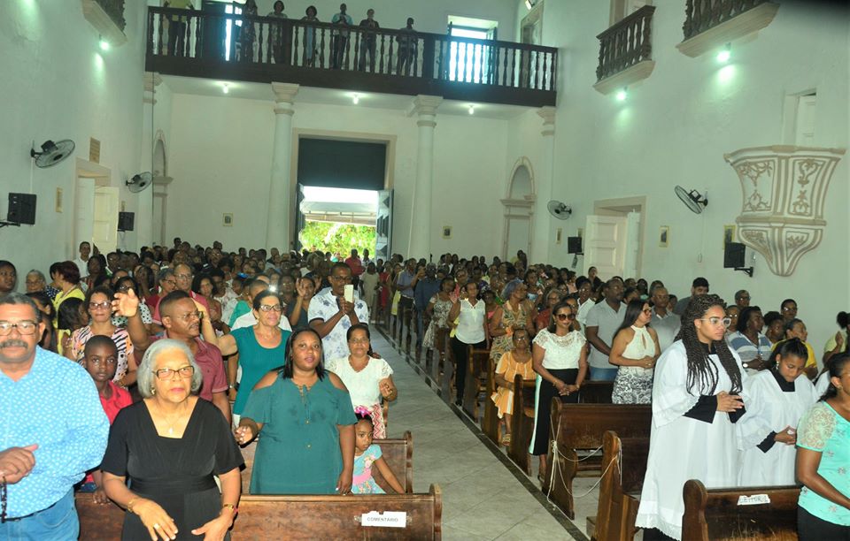 Homenagens a São Gonçalo reuniu dezenas de fiéis