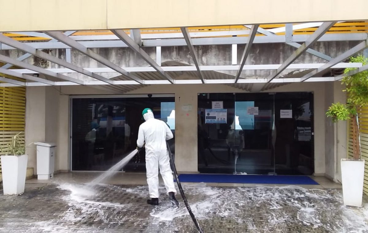 Município realiza desinfecção de espaços públicos
