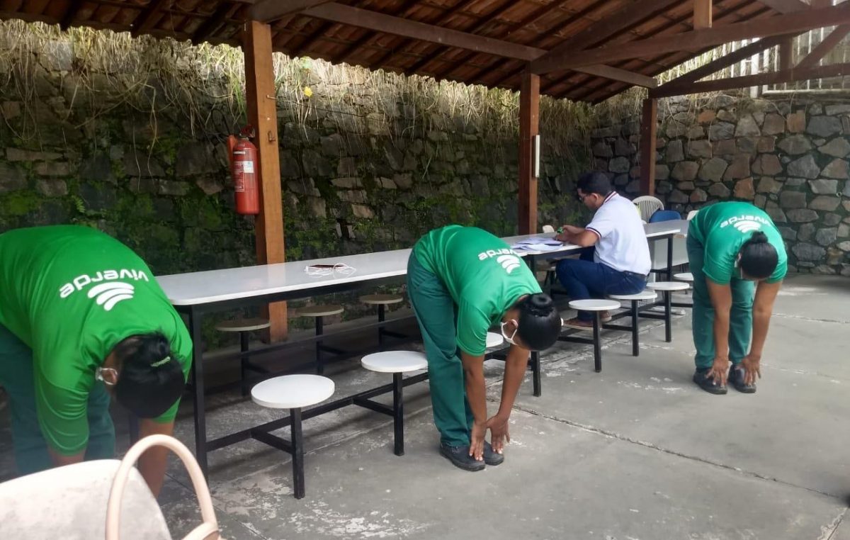 Fisioterapeutas tentam minimizar os impactos do estresse ocupacional com ações para os servidores da saúde