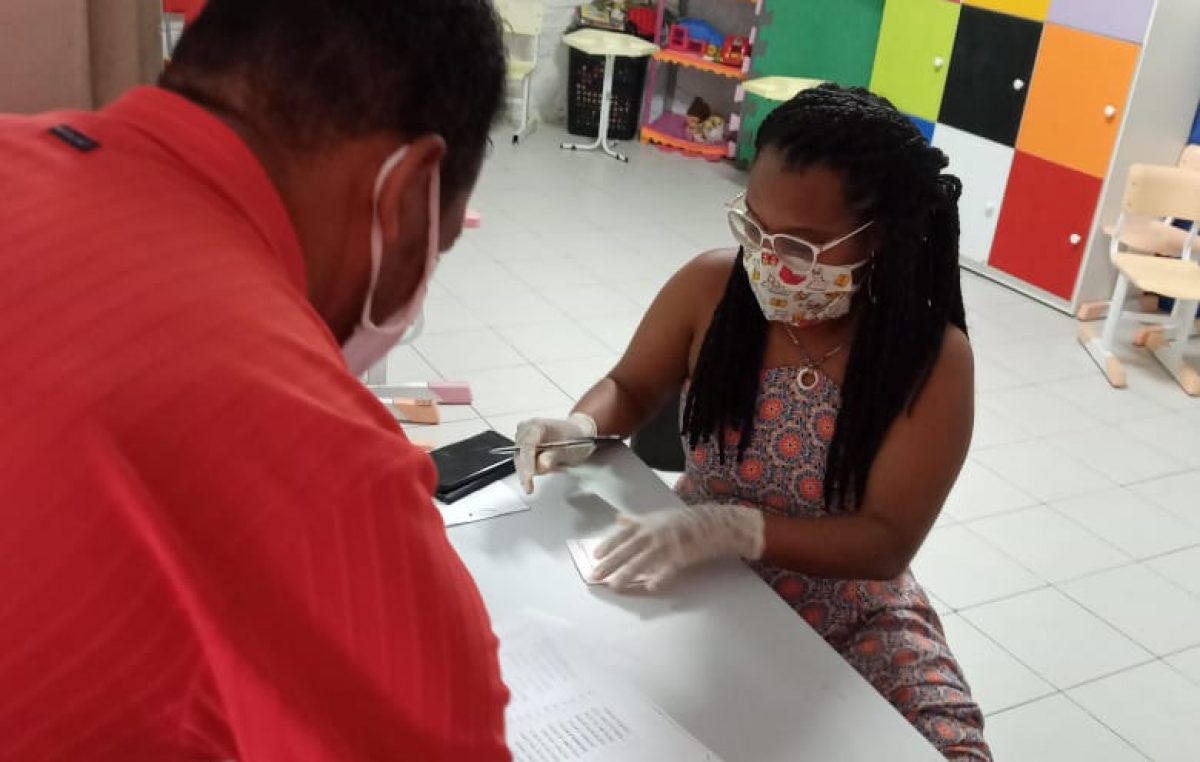 Entrega de materiais escolares pela SEDUC acontece nesta quinta e sexta-feira