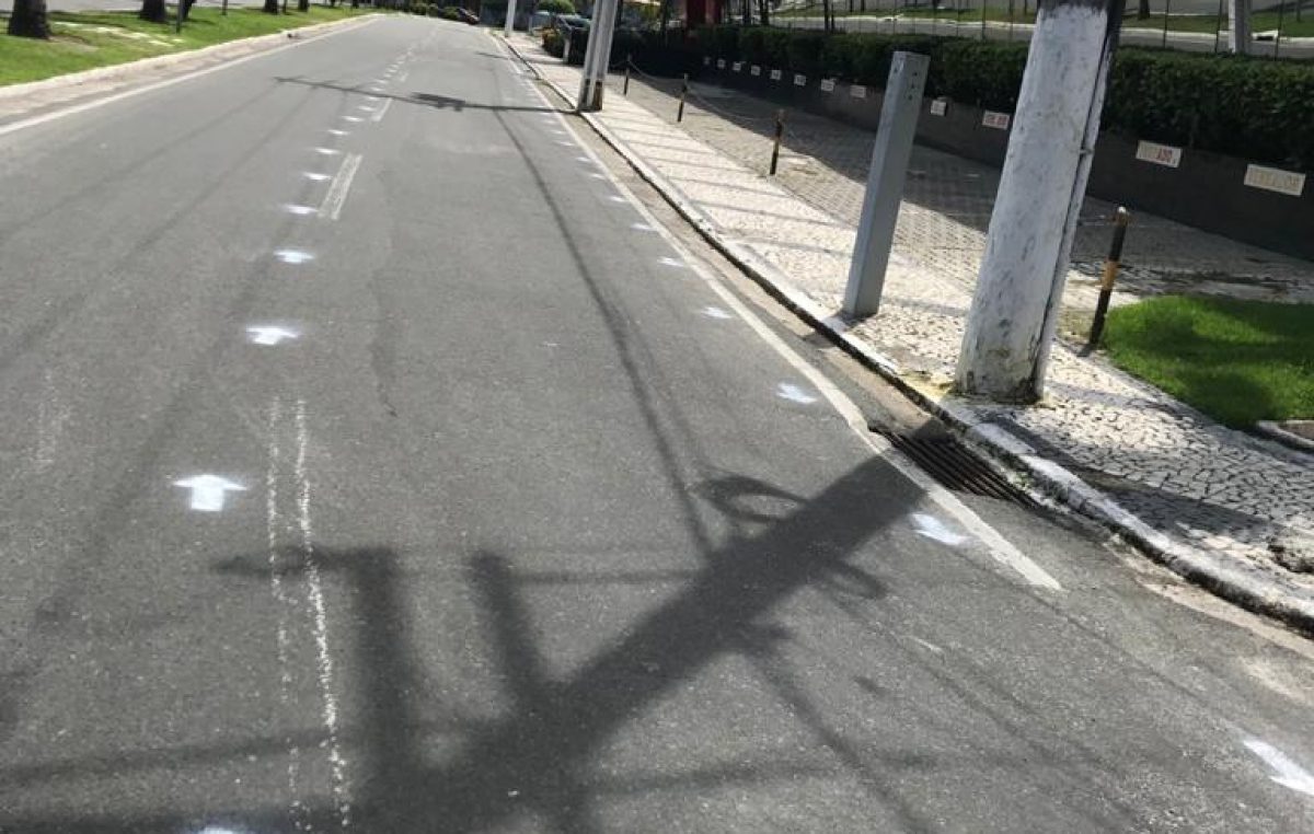 SFC contra o coronavírus: Sinalização de solo reforça proteção contra a COVID-19, em São Francisco do Conde