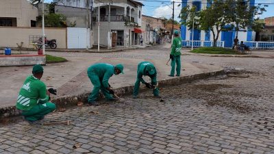 Paramirim e Coroado receberam amplas ações de desinfecção de ruas, testagem e orientações nos estabelecimentos comerciais