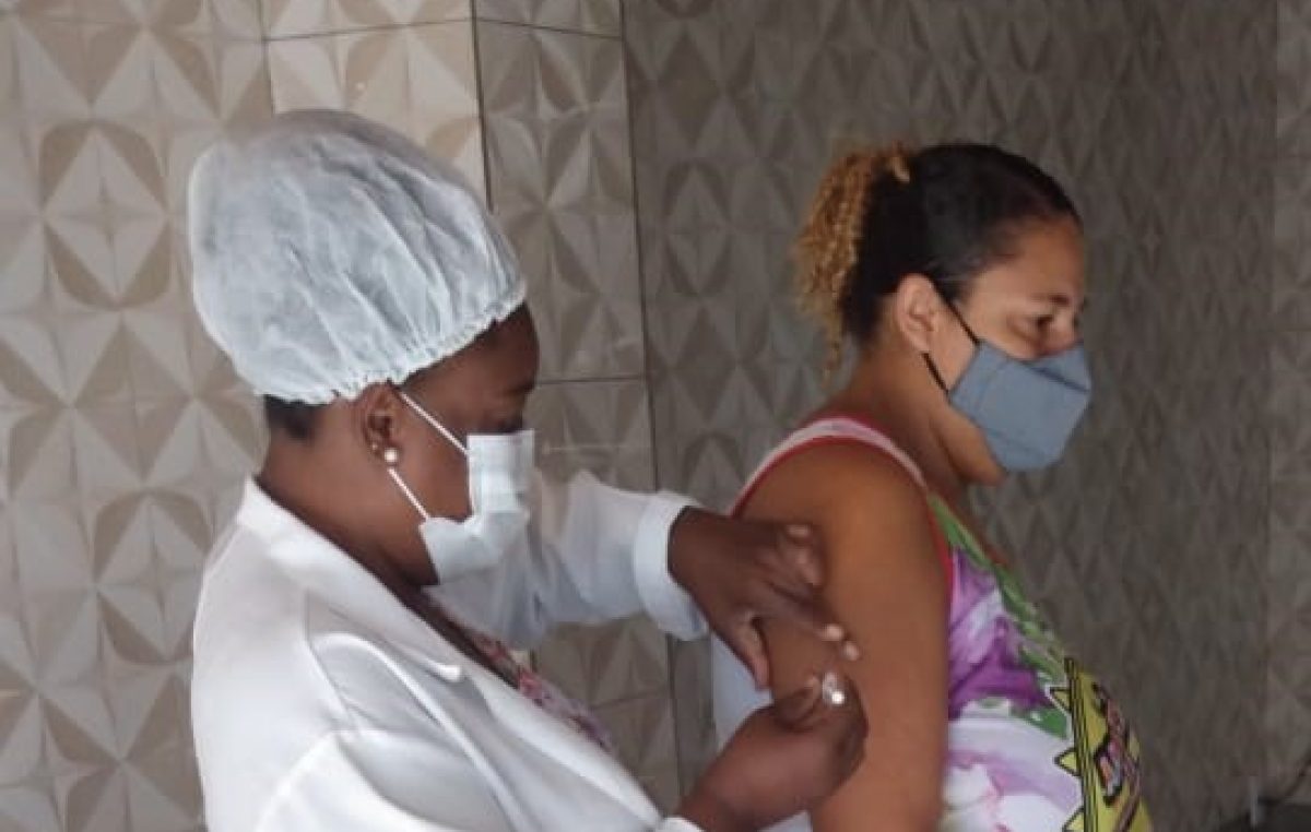 São Francisco do Conde intensifica vacinação de adultos entre 20 e 49 anos, contra sarampo, caxumba e rubéola