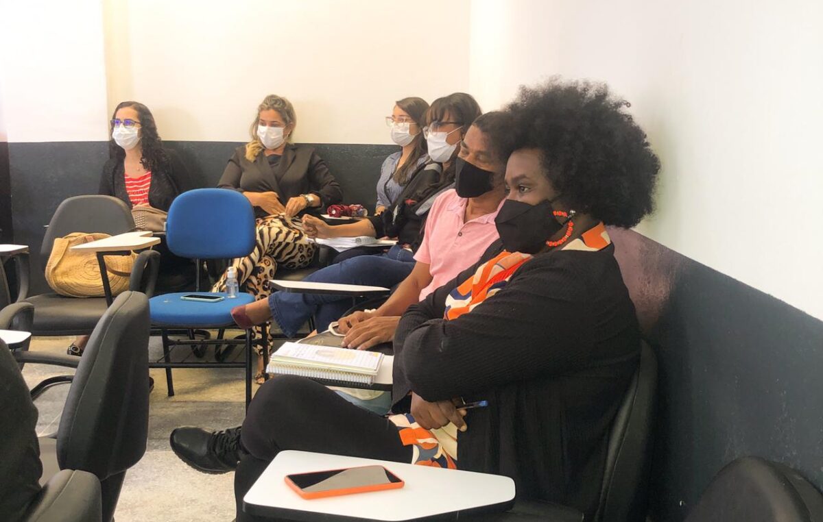 Prefeitura discute enfrentamento às violências contra crianças e adolescentes