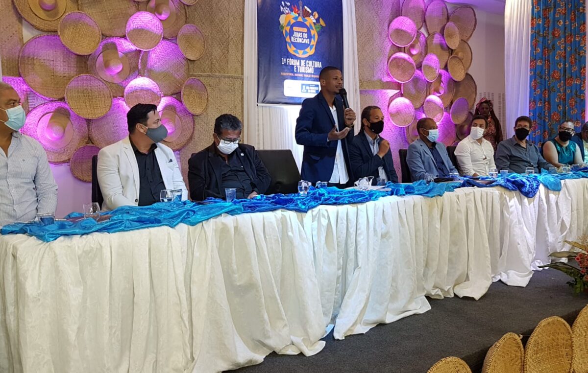 COMEÇOU:  1º FÓRUM DE CULTURA E TURISMO DE SÃO FRANCISCO DO CONDE