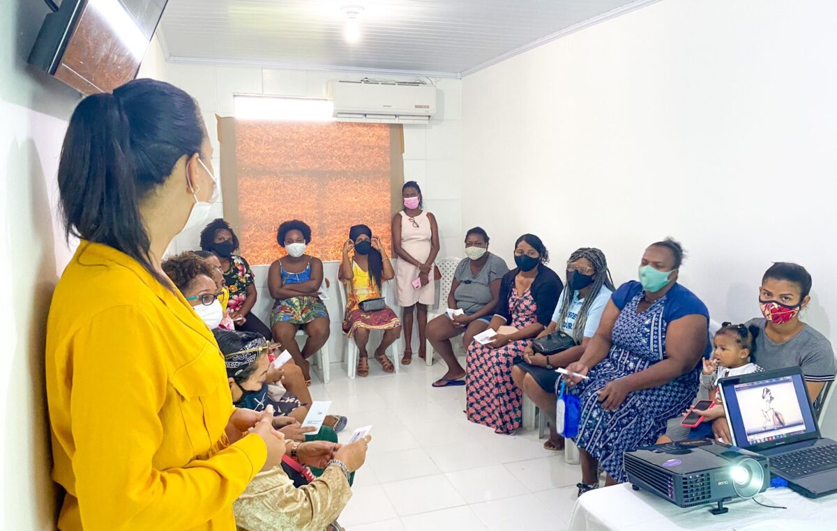 Roda de conversa com mulheres debateu o tema: O papel da mulher na sociedade  a Lei Maria da Penha