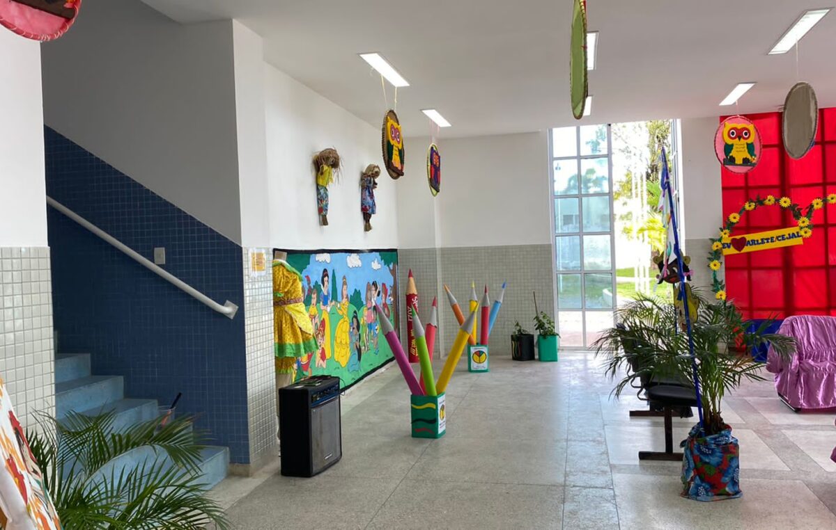 SEDUC: Mais quatro escolas requalificadas são entregues pela Prefeitura