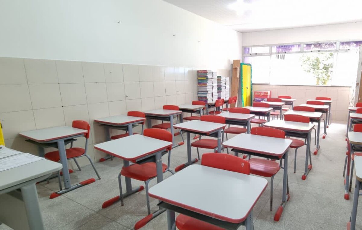 Prefeitura entrega mais duas escolas requalificadas à população