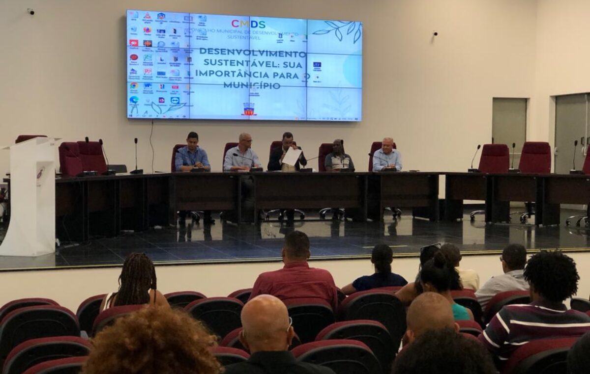 Membros do Conselho Municipal de Desenvolvimento Sustentável – CMDS, dialogam sobre Desenvolvimento Sustentável: sua importância para o Municipío