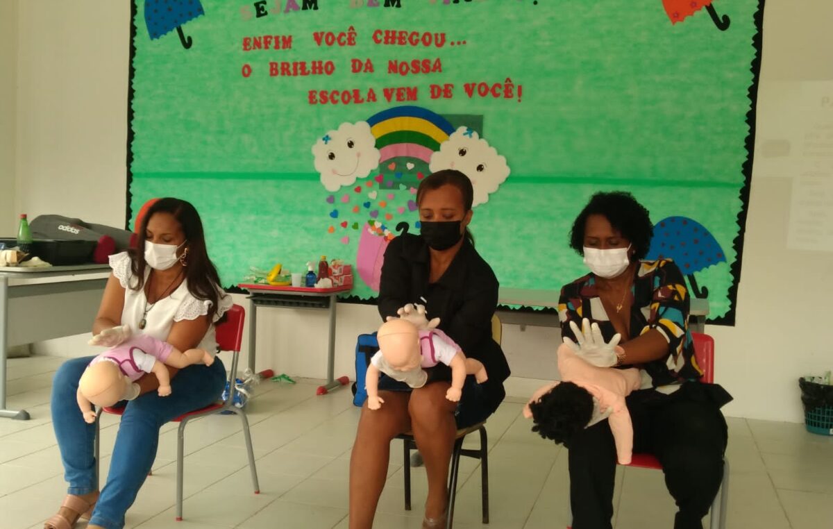 Equipe do SAMU realizou capacitação com noções de primeiros socorros para profissionais da educação