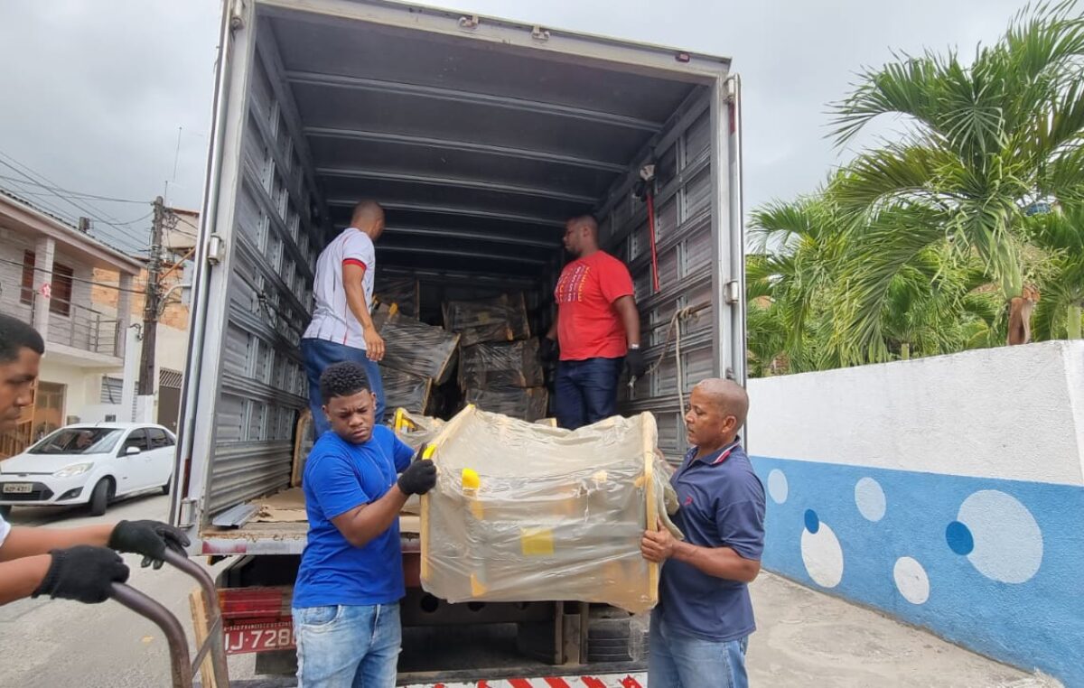 Prefeitura renova mobiliário das Escolas da Rede Municipal