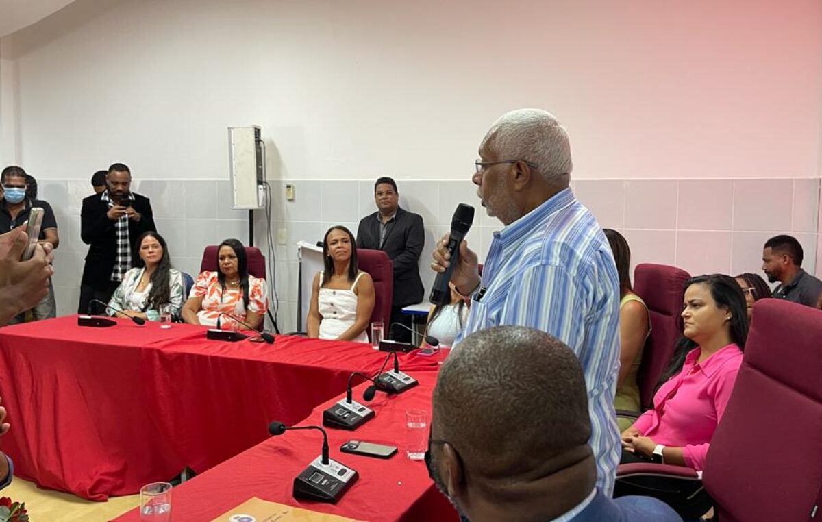 Prefeito Antônio Calmon participou de Sessão Solene em homenagem as mulheres franciscanas