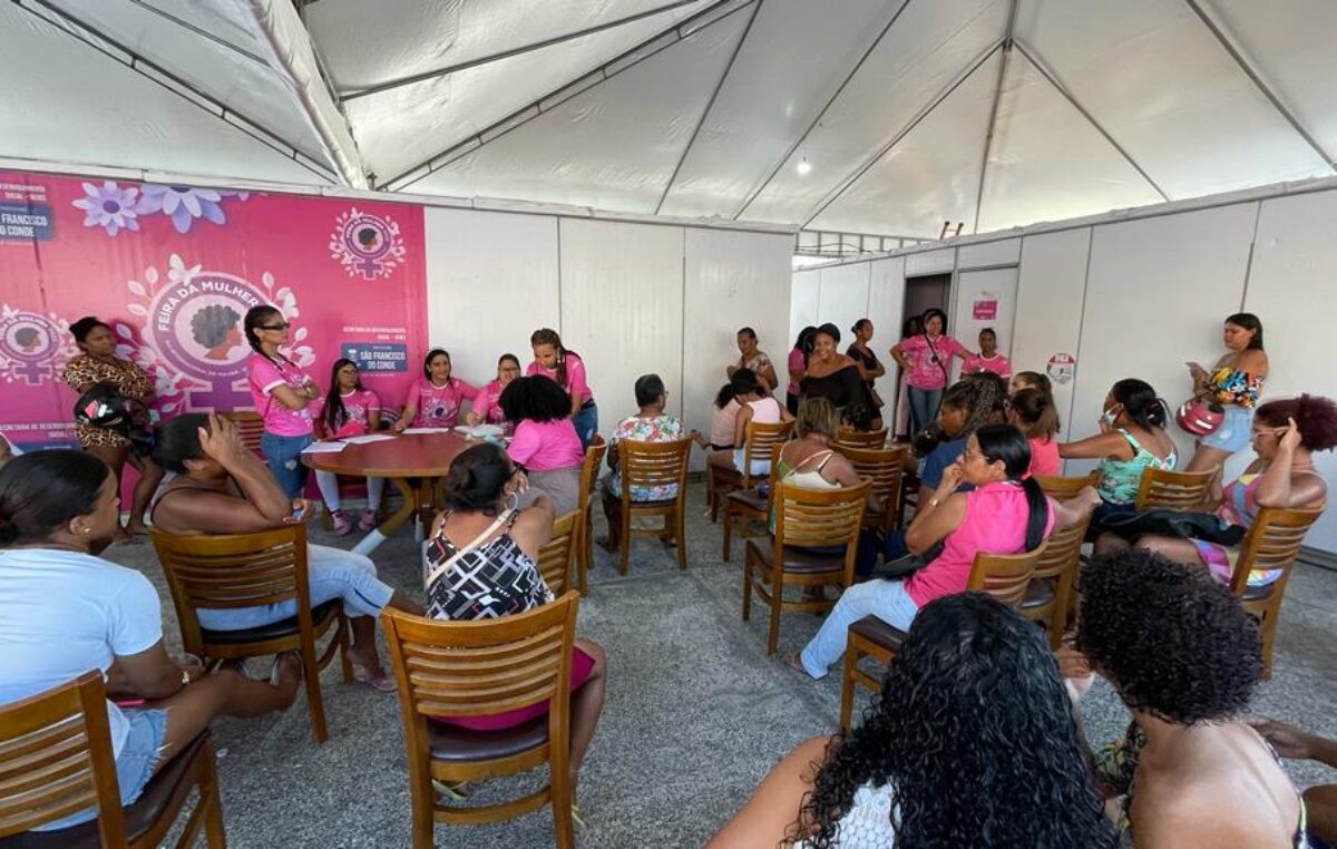 O primeiro dia da Feira da Mulher foi um sucesso! O evento acontece até o dia 18 de março, em São Francisco do Conde