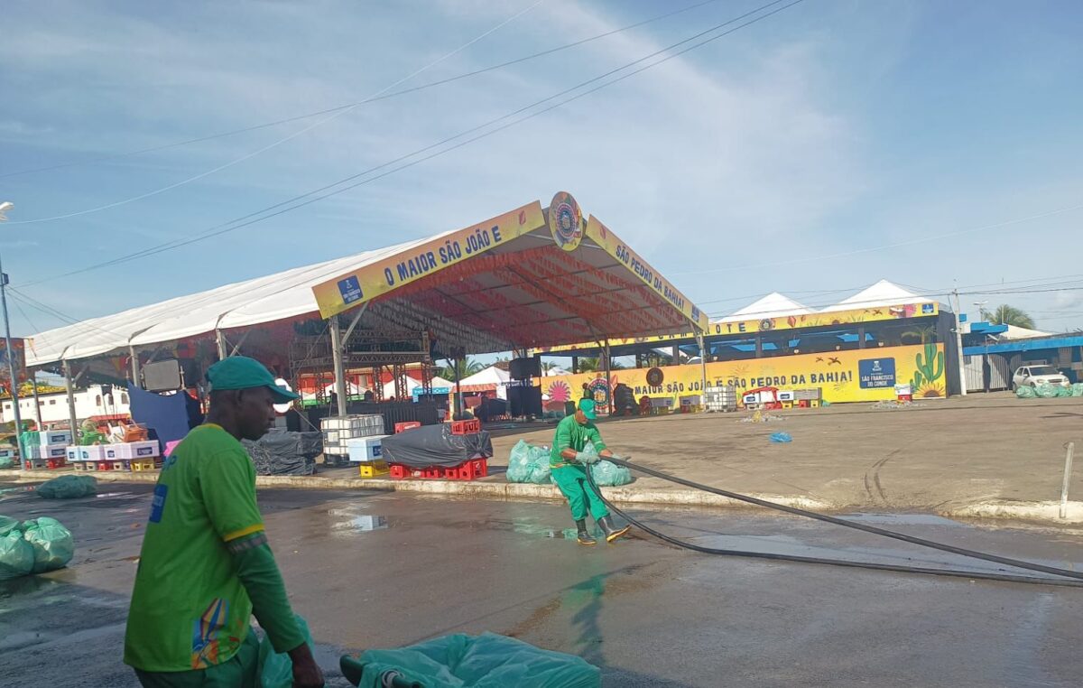Arraiá Joia do Recôncavo: Prefeitura reforça serviços de limpeza pública durante os festejos juninos