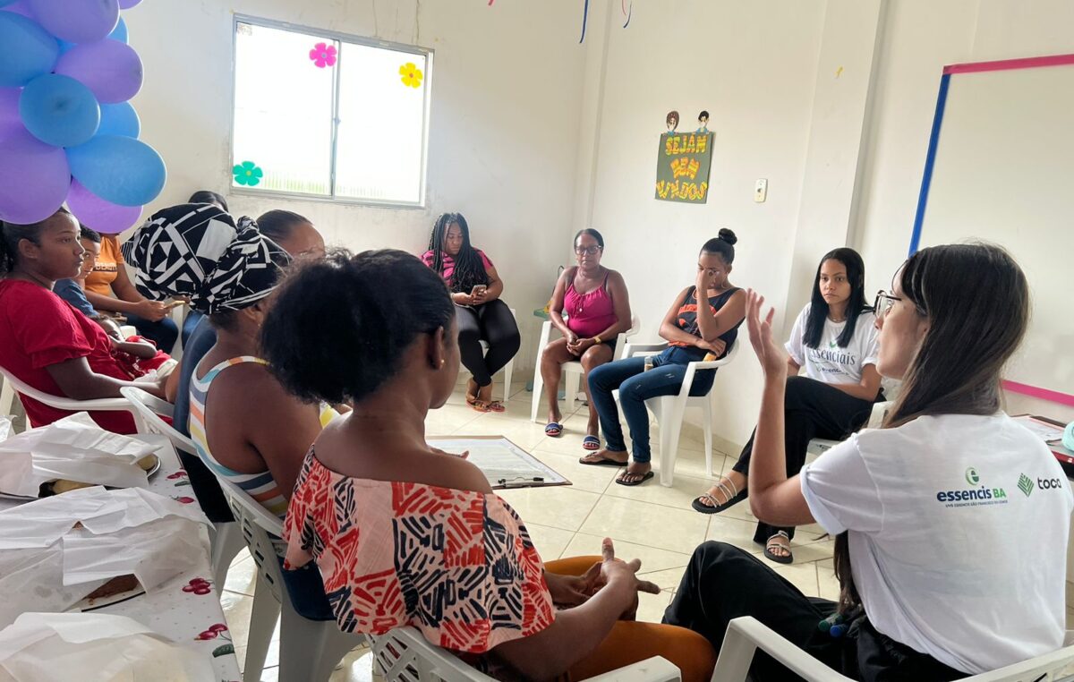 SEDES realizou oficina de Gestão Financeira com grupo acompanhado pelo CRAS Coroado