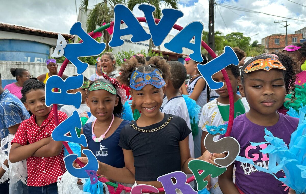 FESTA E ALEGRIA NO CRAS JABEQUARA E NO CRAS SEDE!