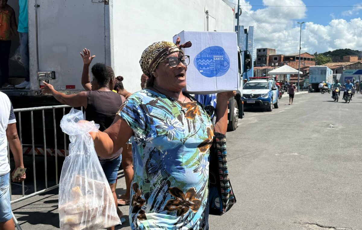 Peixe e Cesta na Mesa: Franciscanos recebem tradicional entrega de Semana Santa