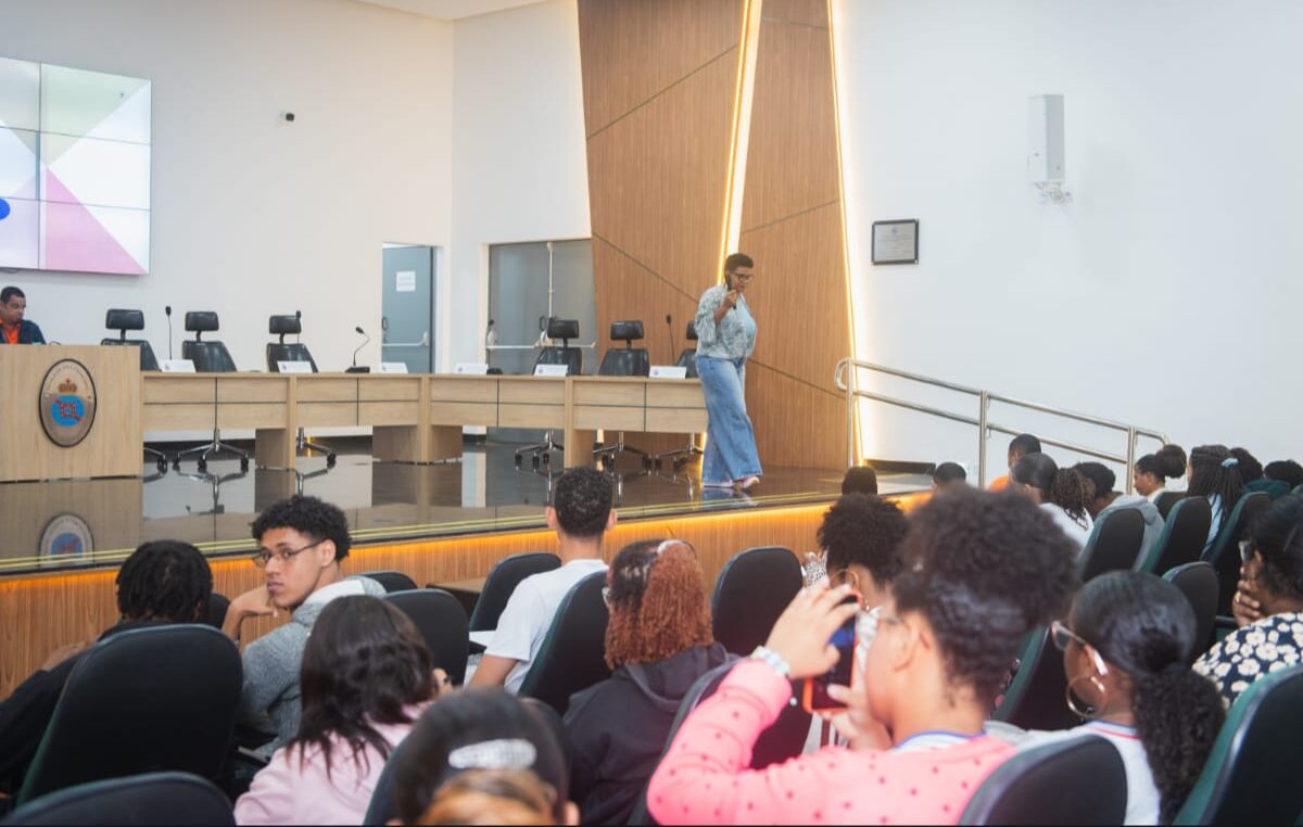 Estudantes participam de Aulão Preparatório para o 20º Concurso de Redação “29 de Junho”